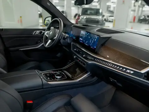 BMW X7 40D, I (G07) Рестайлинг 2024 — миниатюра 8