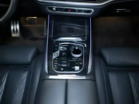 BMW X7 40D, I (G07) Рестайлинг 2023 — миниатюра 9
