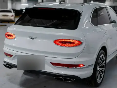 Bentley Bentayga, I Рестайлинг 2022 — миниатюра 7