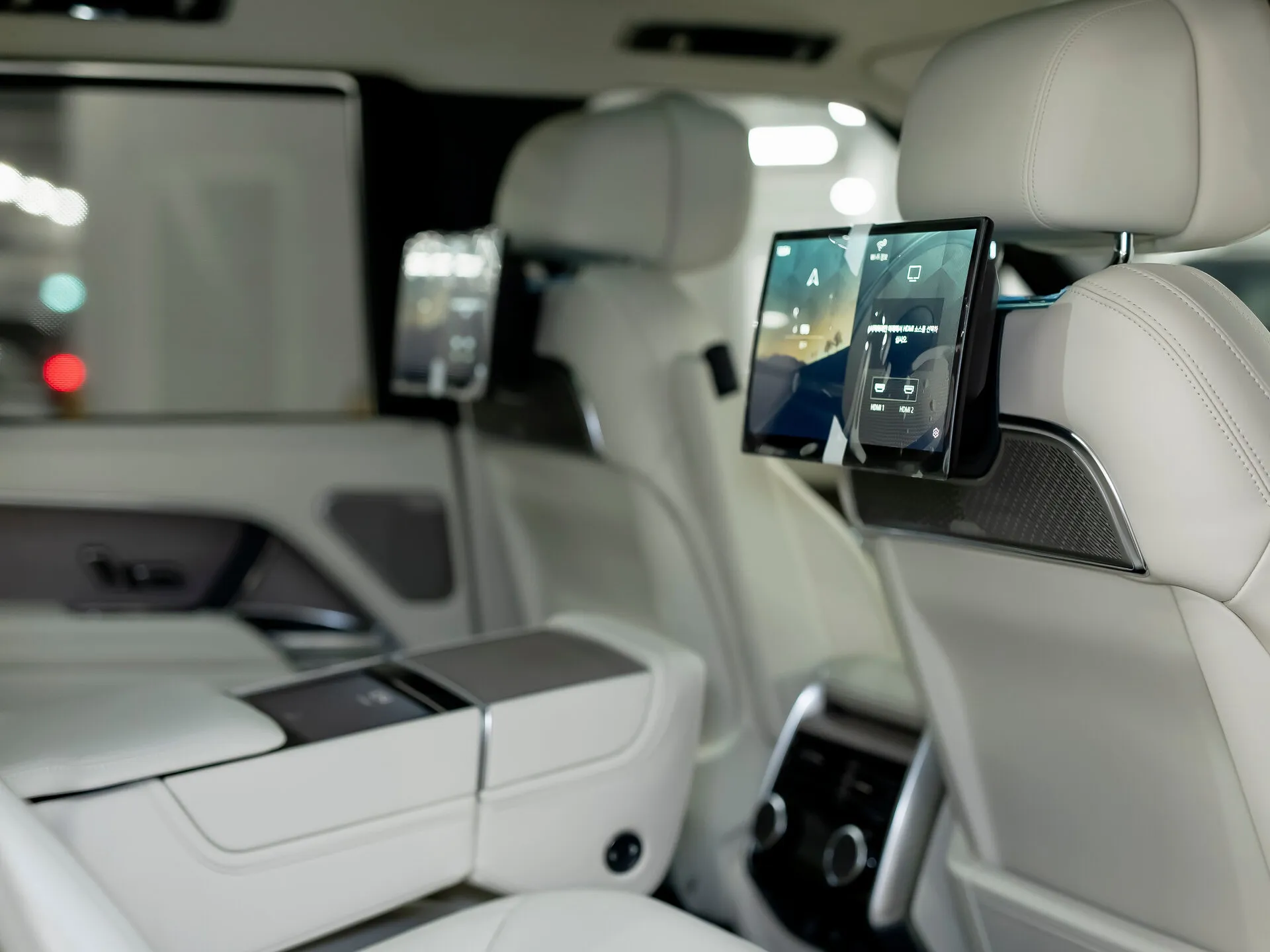 Land Rover Range Rover, V 2025 фото 2