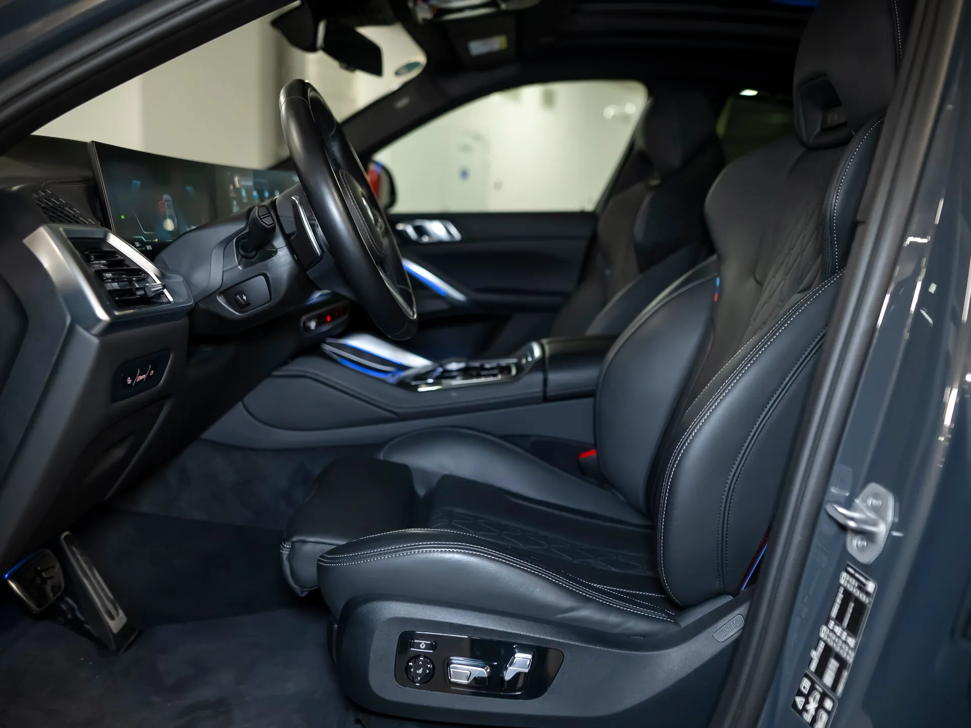 BMW X6 30D, Iii (G06) Рестайлинг 2023 фото 9