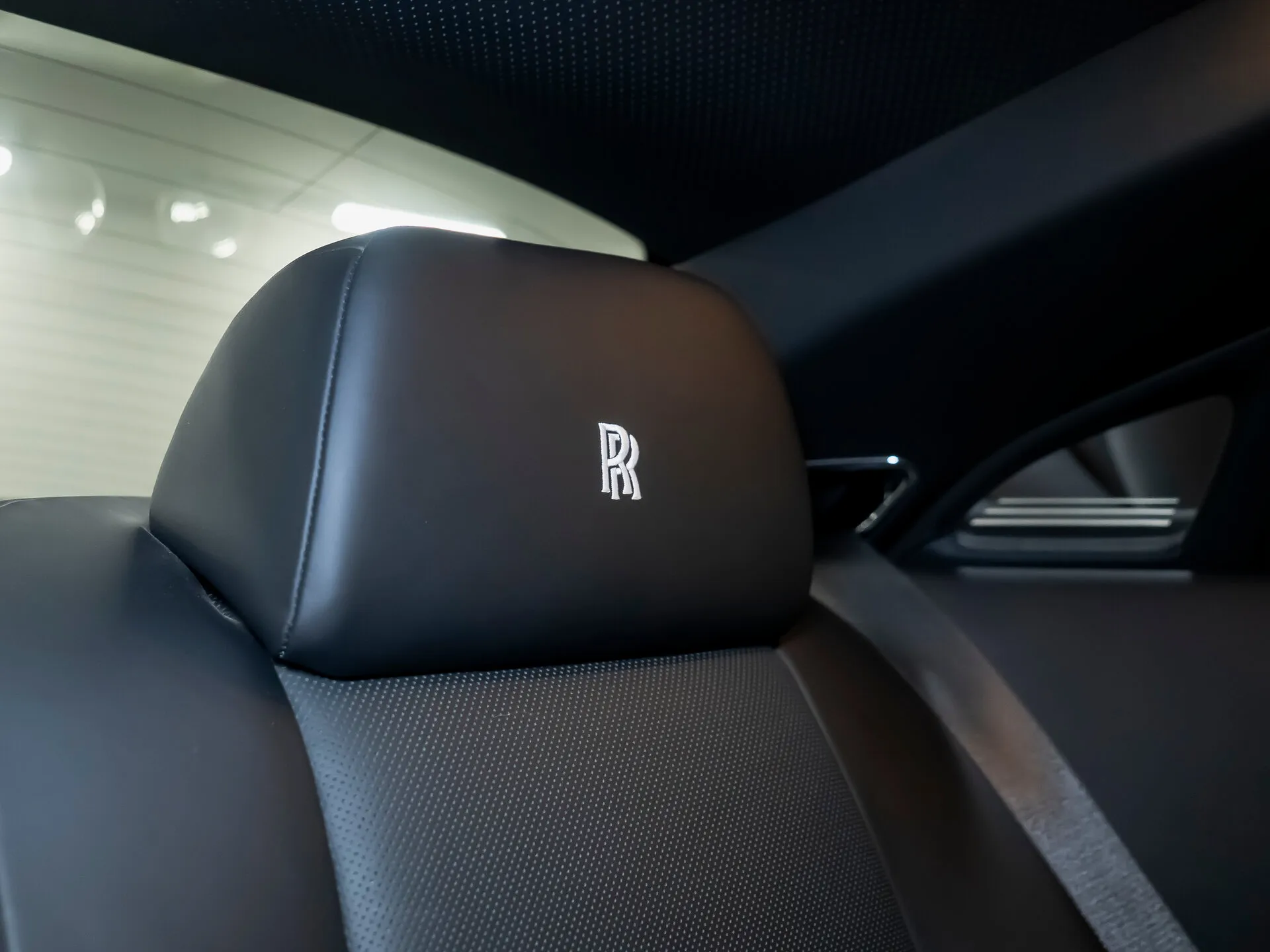 Rolls-Royce Wraith, I 2019 фото 10