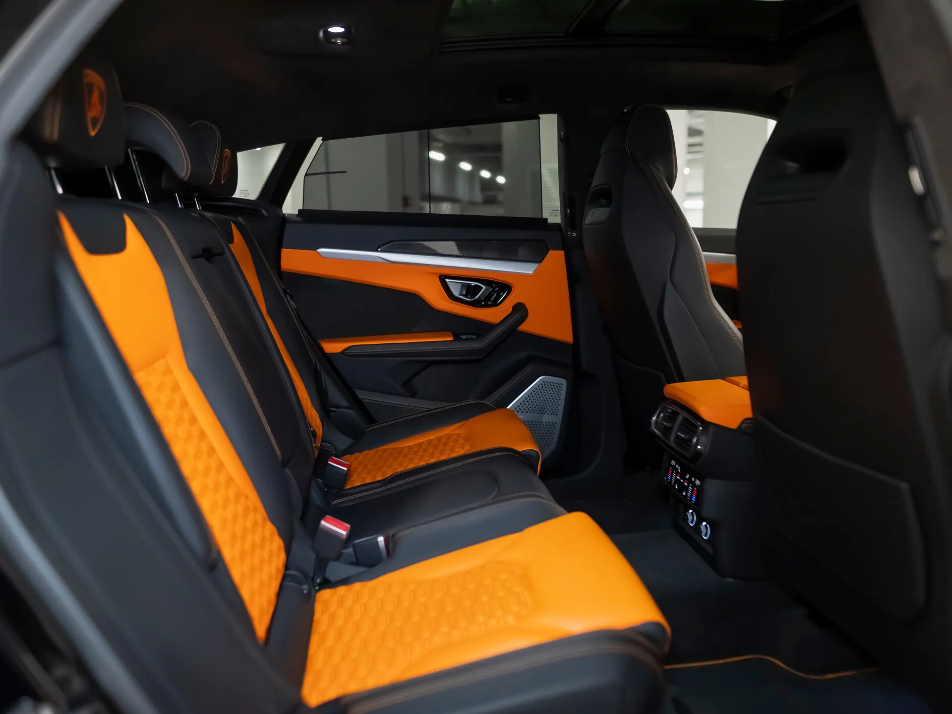 Lamborghini Urus, I 2019 фото 4