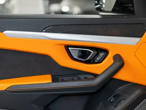 Lamborghini Urus, I 2019 — миниатюра 5