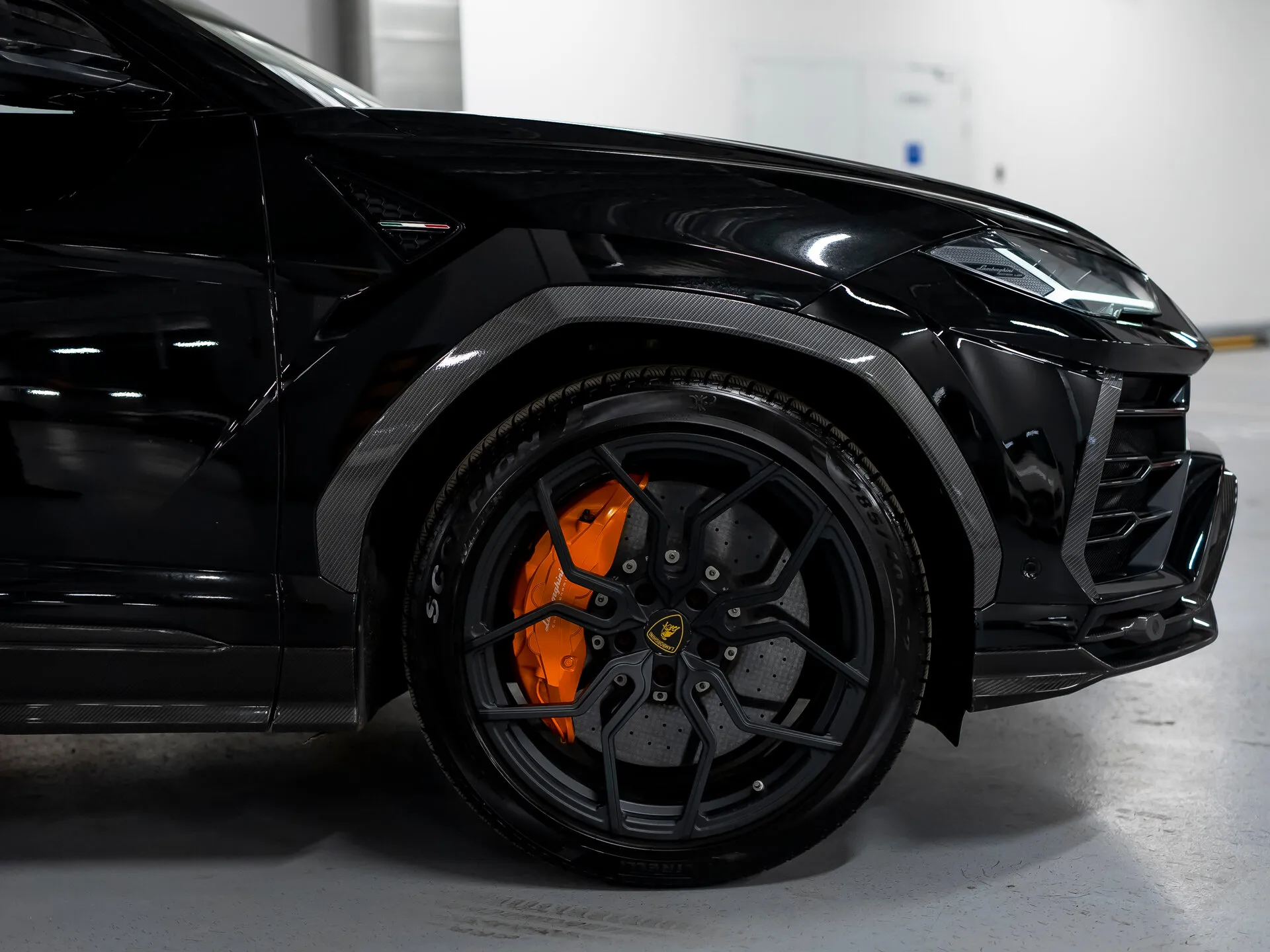 Lamborghini Urus, I 2019 фото 7