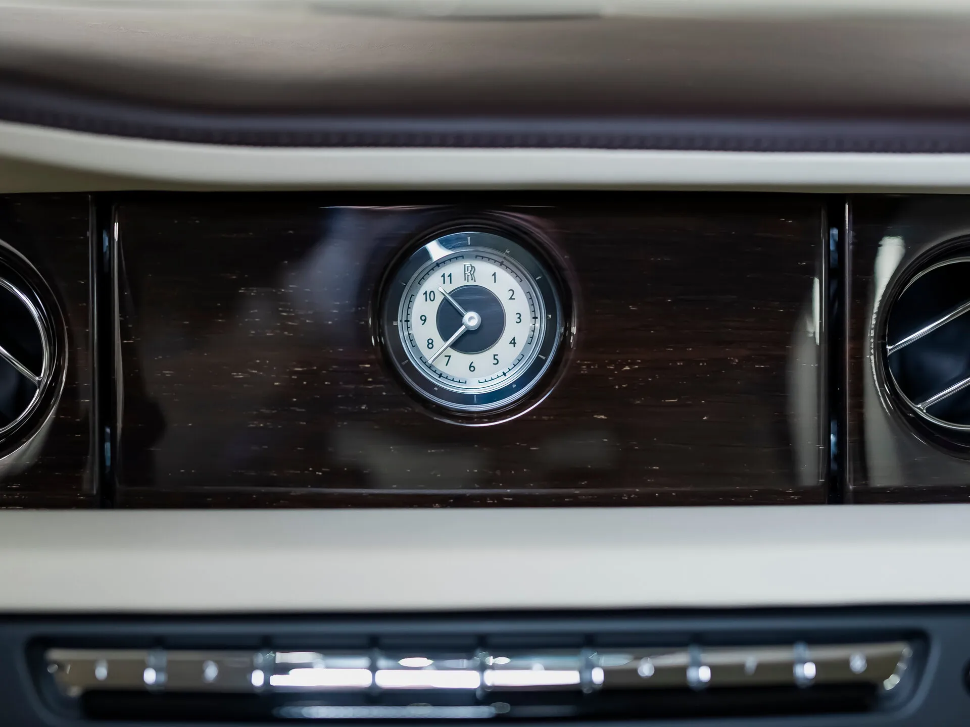 Rolls-Royce Phantom, Vii Рестайлинг (Series Ii) 2013 фото 10