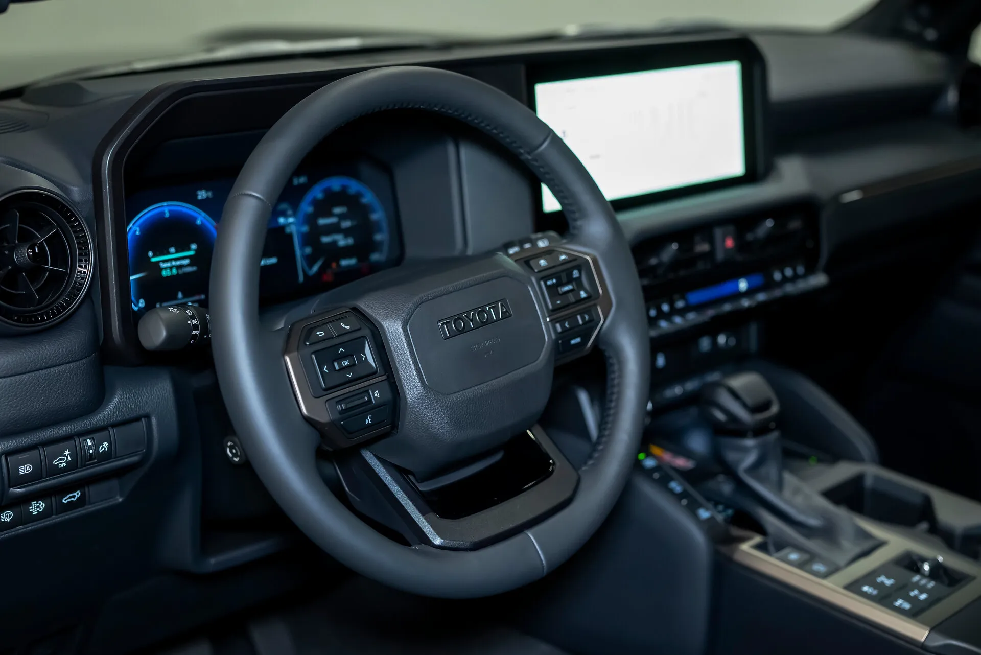 Toyota Land Cruiser Prado, 250 Series 2024 фото 4