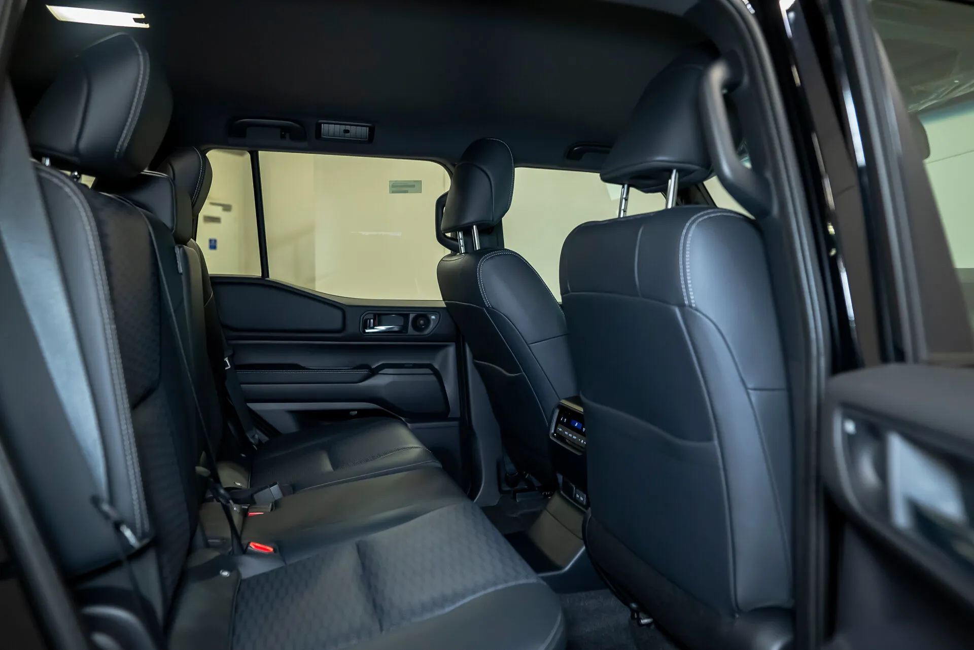 Toyota Land Cruiser Prado, 250 Series 2024 фото 7