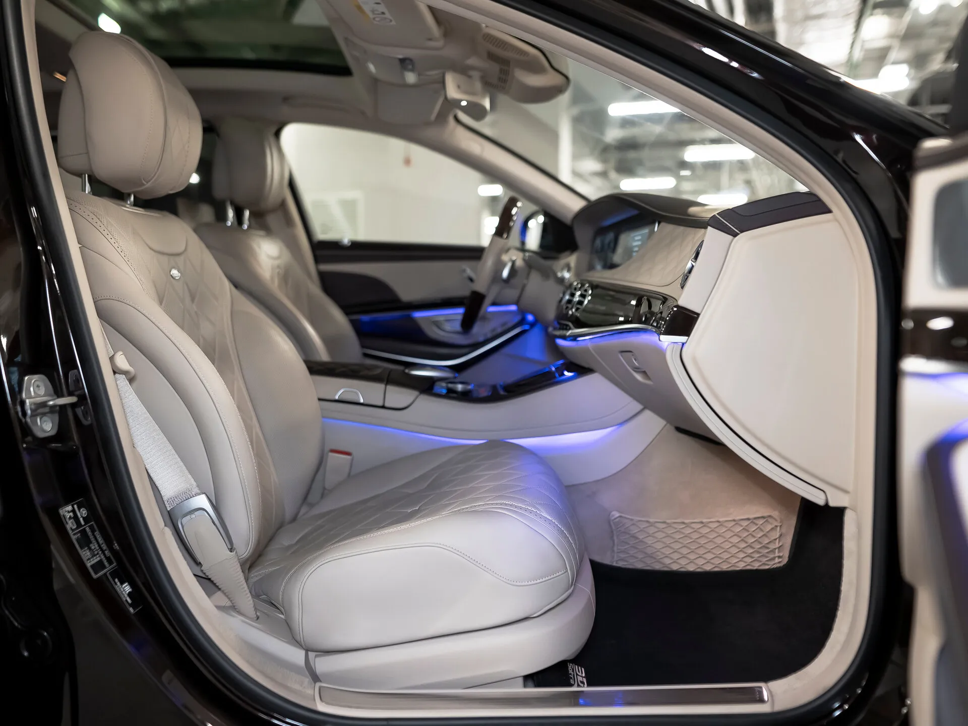 Mercedes-Benz MAYBACH S-Класс, I (X222) Рестайлинг 2017 фото 2