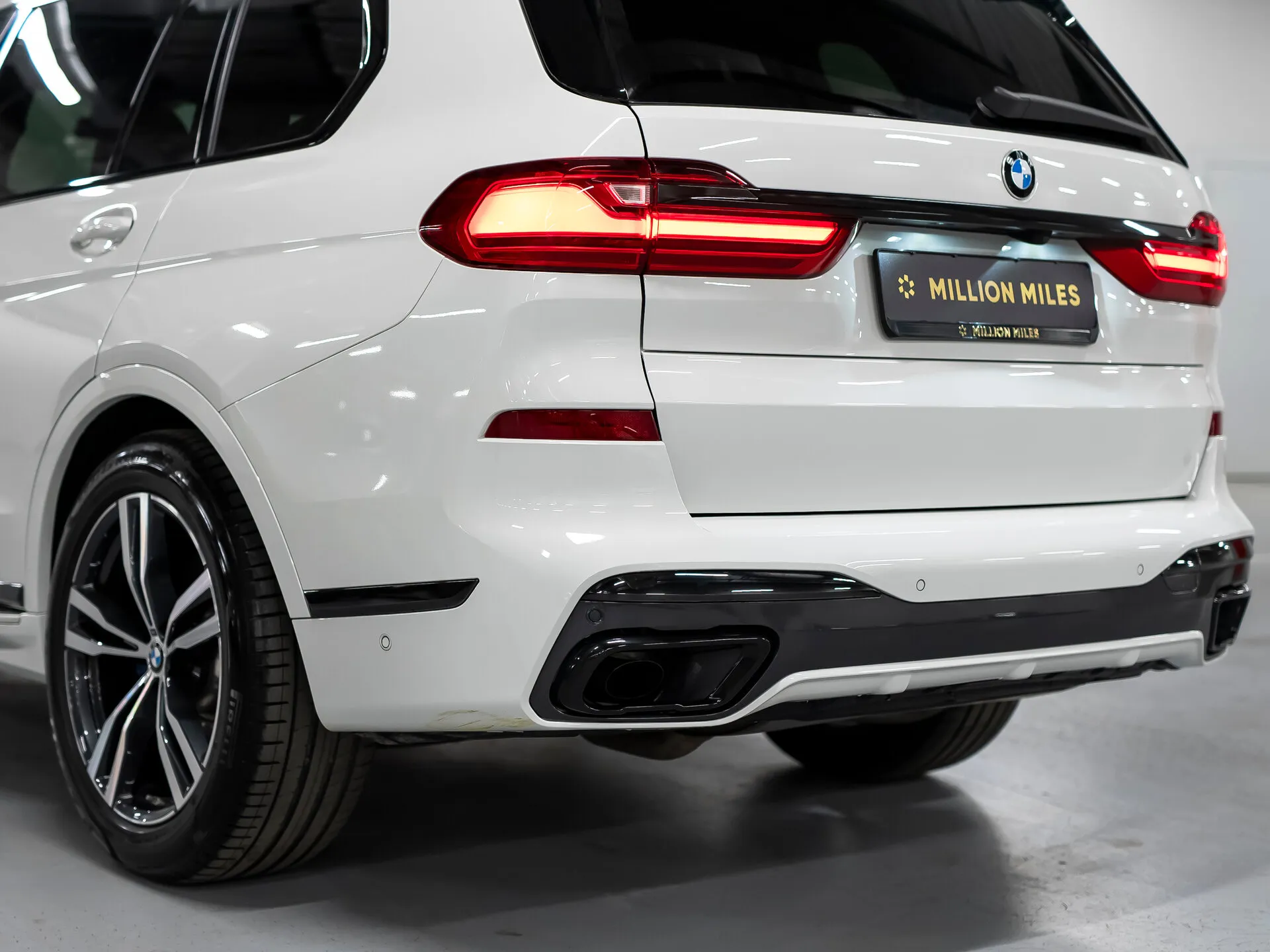 BMW X7 40D, I (G07) 2021 фото 2