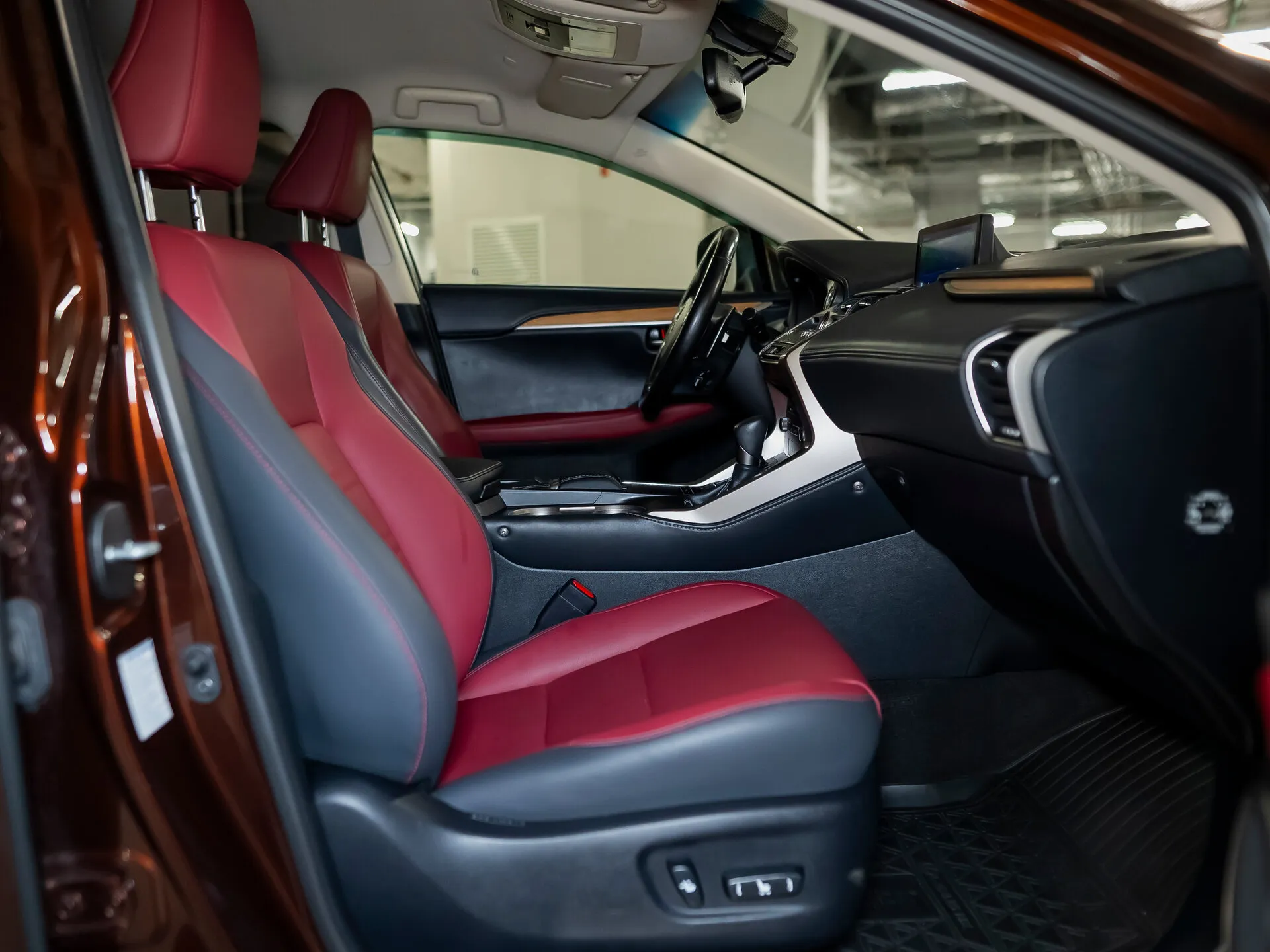 Lexus NX 200, I Рестайлинг 2020 фото 5
