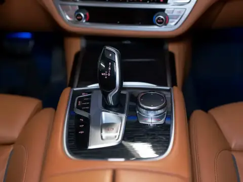BMW 7 Серии, Vi (G11/G12) Рестайлинг 2019 — миниатюра 4