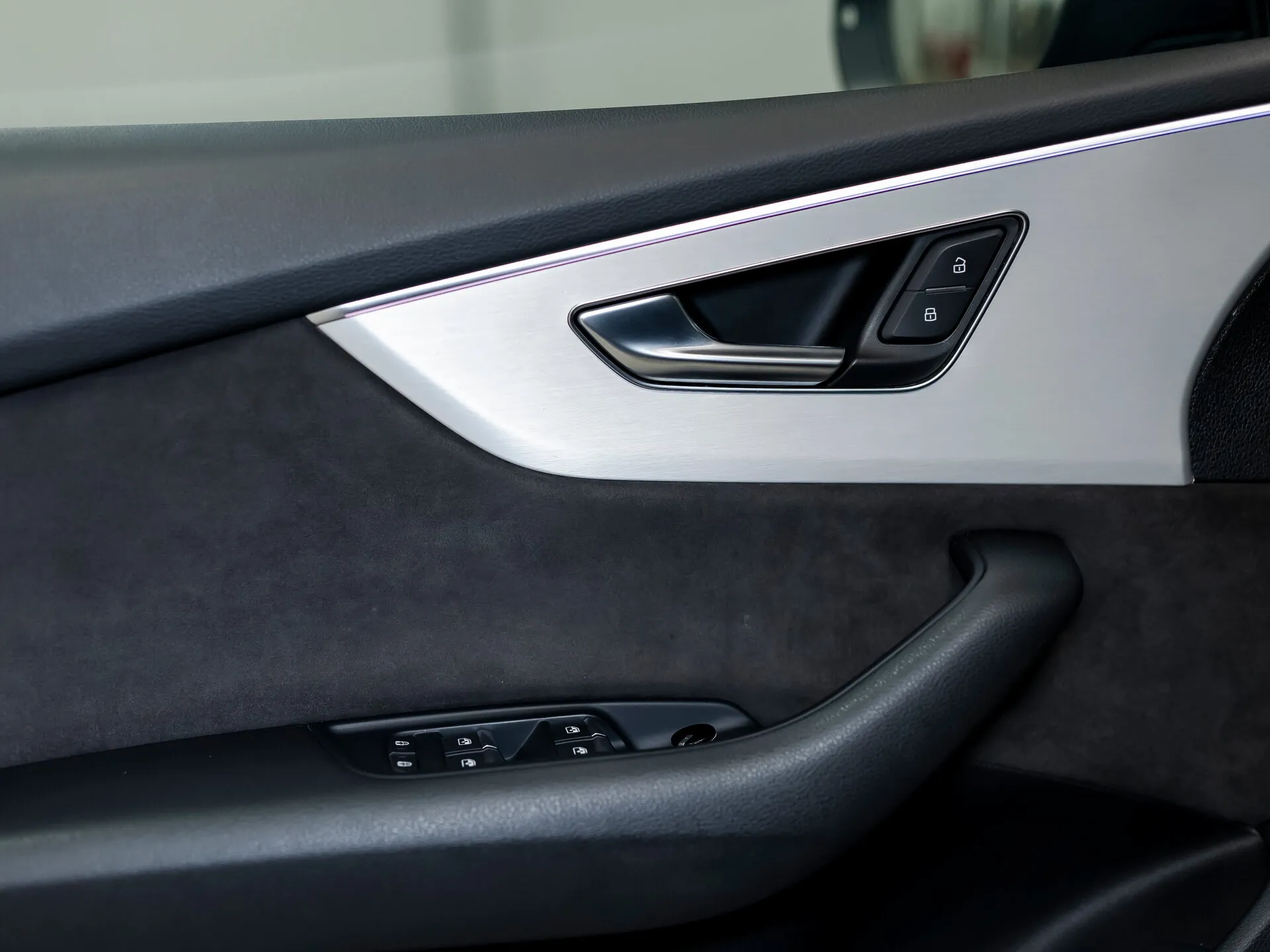 Audi Q8, I (4M) 2018 фото 8