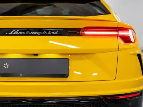 Lamborghini Urus, I 2020 — миниатюра 8