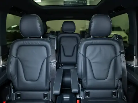 Mercedes-Benz V-Класс, Iii (W447) Рестайлинг 2 2024 — миниатюра 4