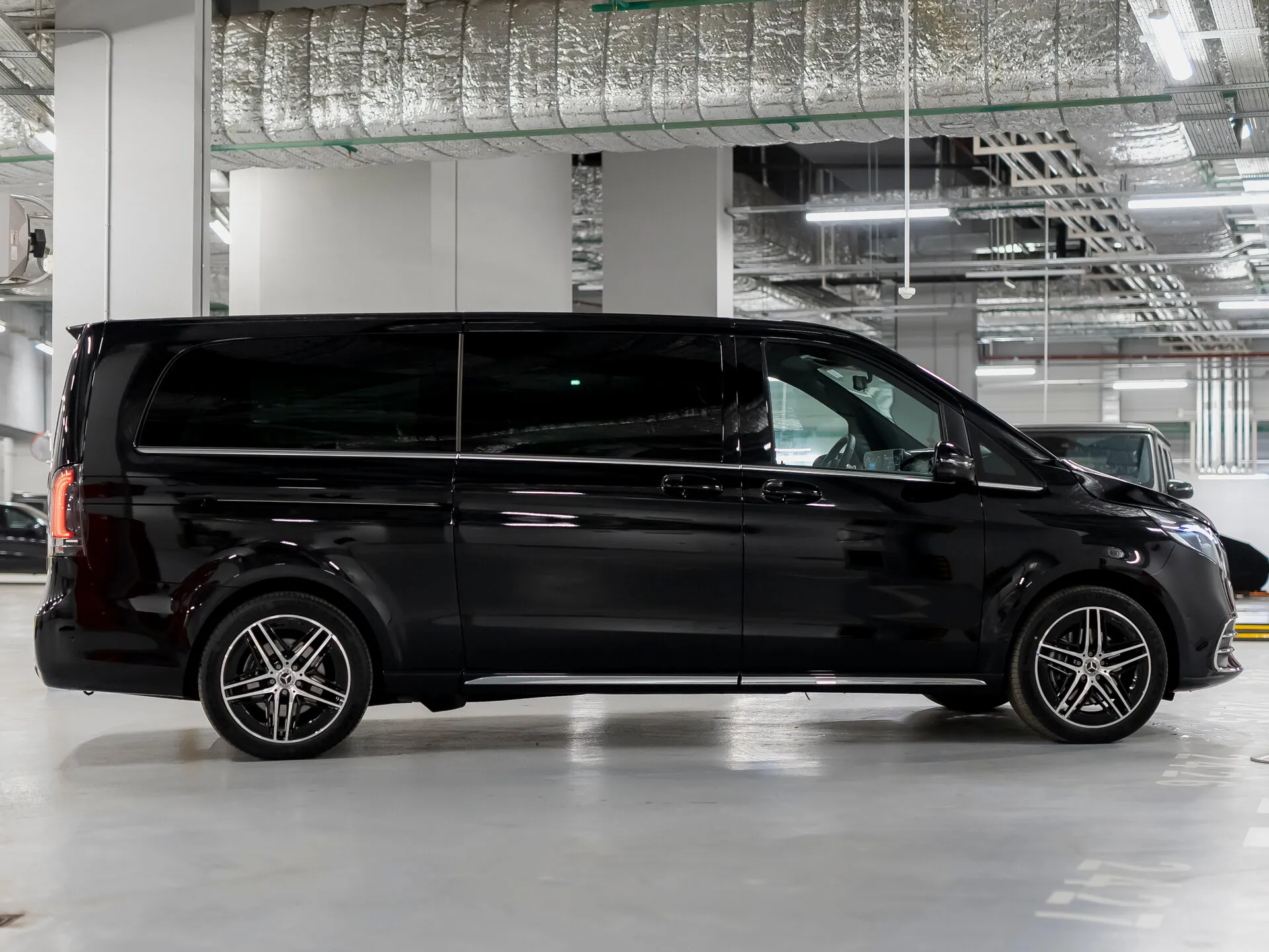 Mercedes-Benz V-Класс, Iii (W447) Рестайлинг 2 2025 фото 4