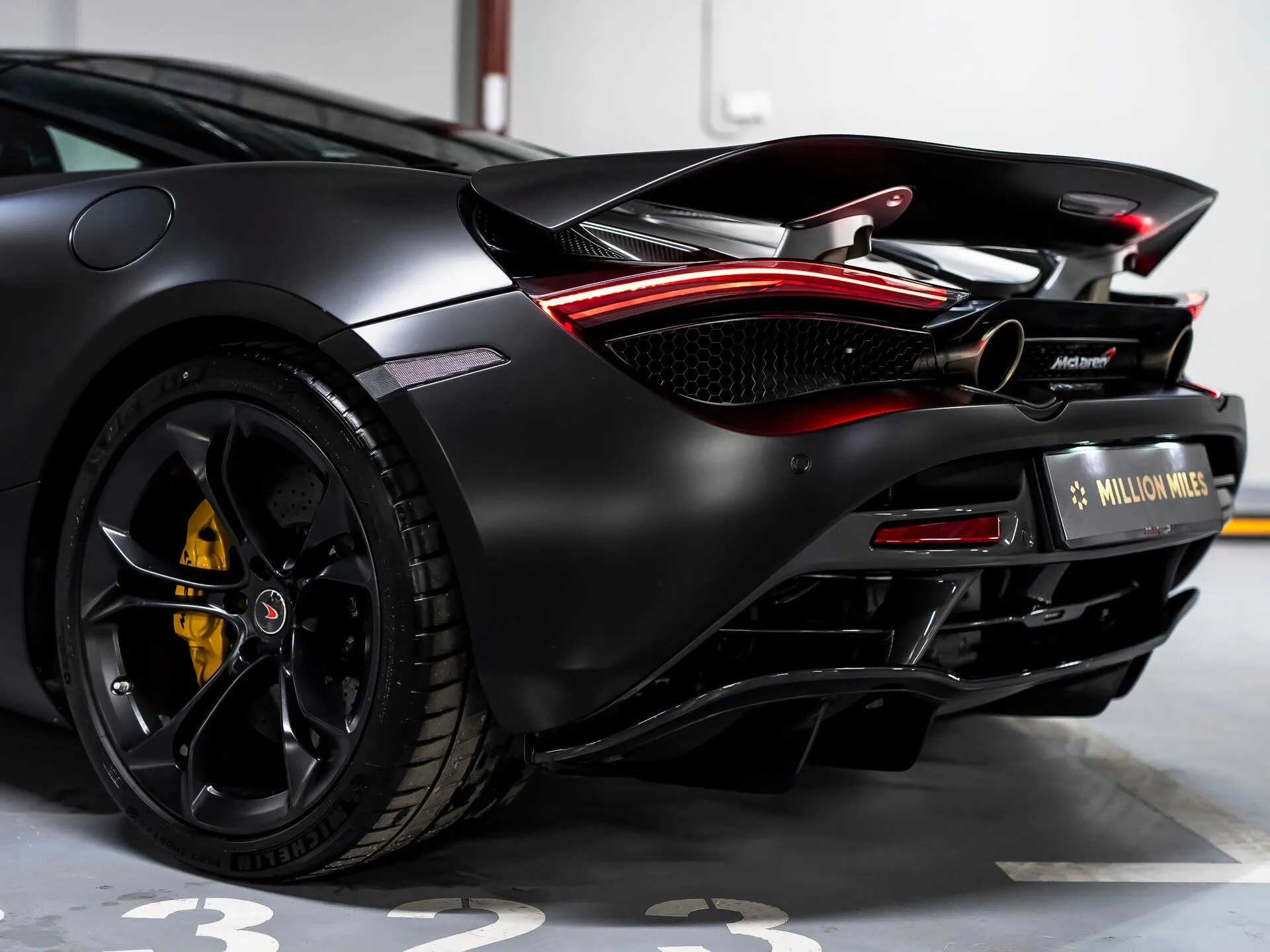 McLaren 720S, I 2018 фото 8