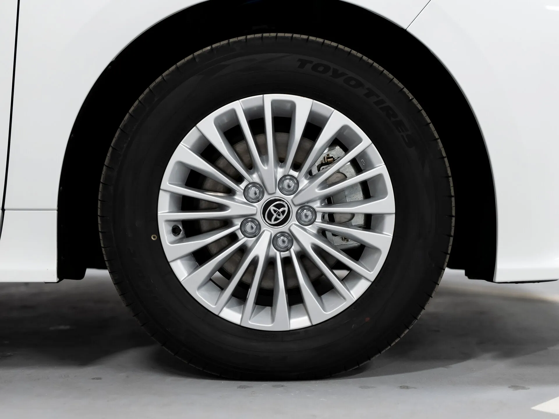 Toyota Alphard, Iv 2024 фото 4