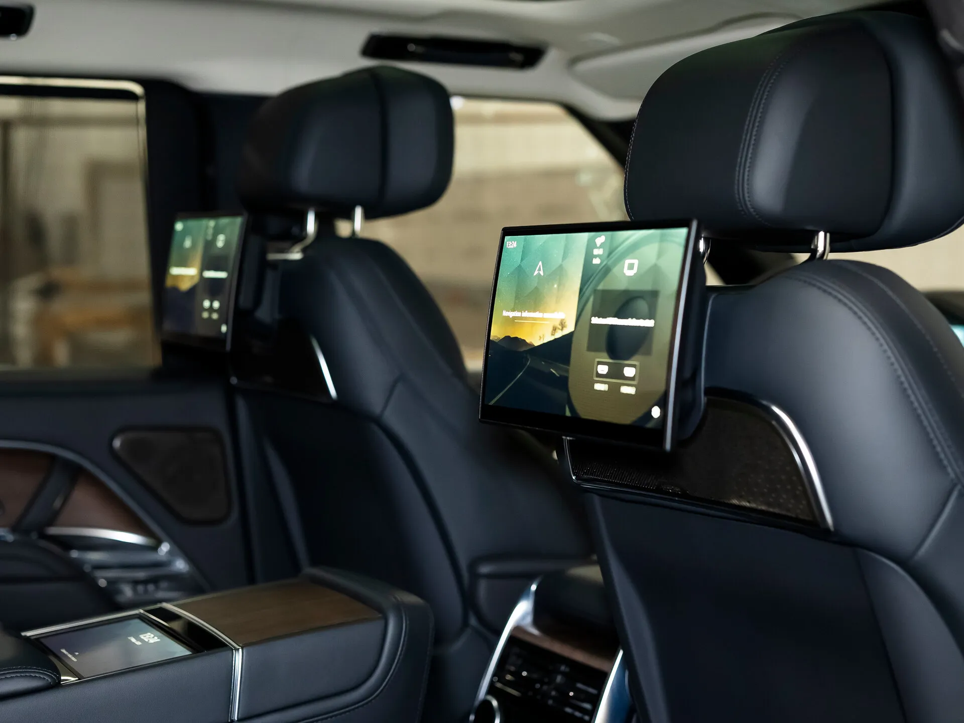 Land Rover Range Rover, V 2021 фото 10