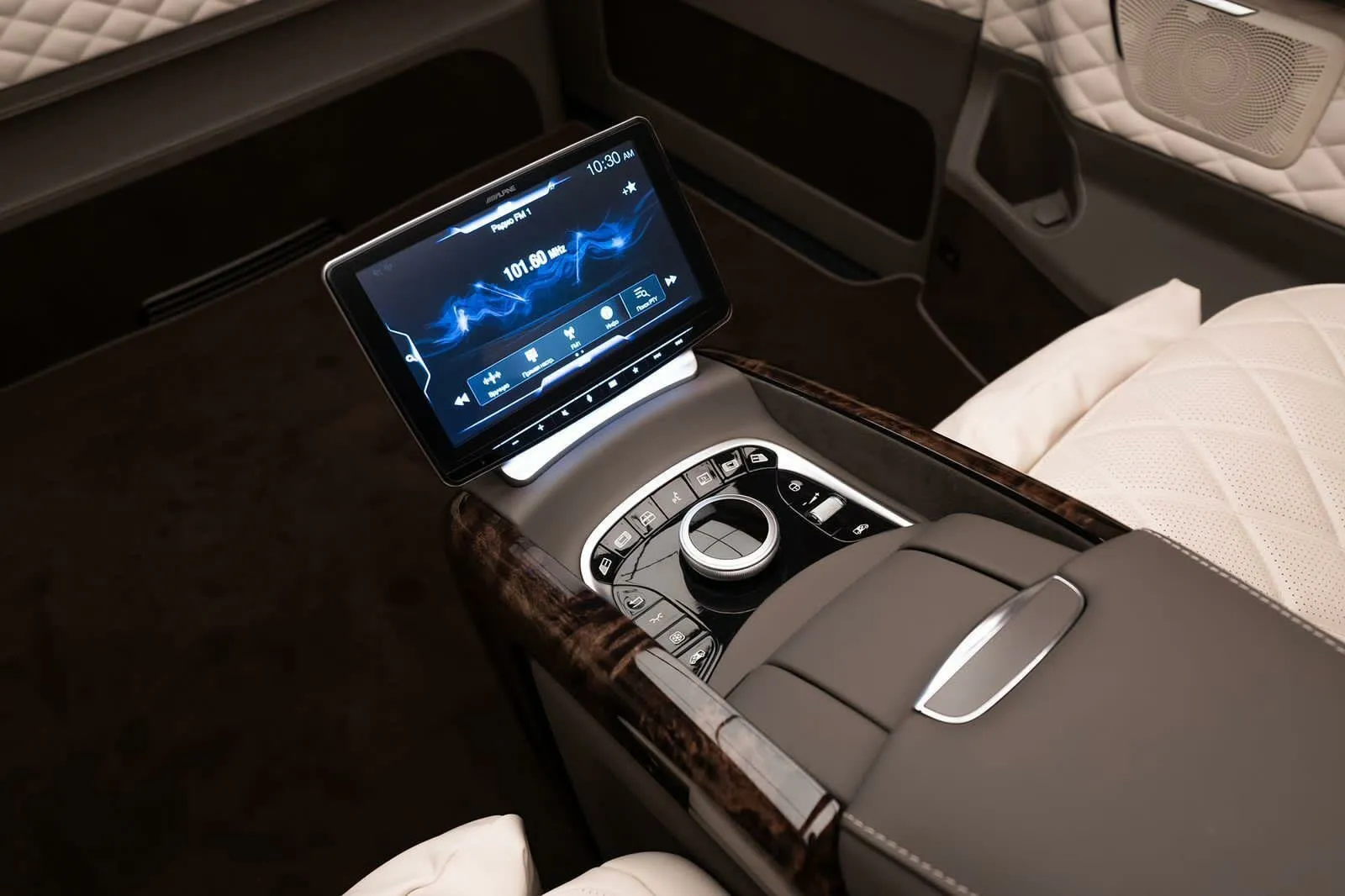 Mercedes-Benz V-Класс 300, Iii (W447) Рестайлинг 2022