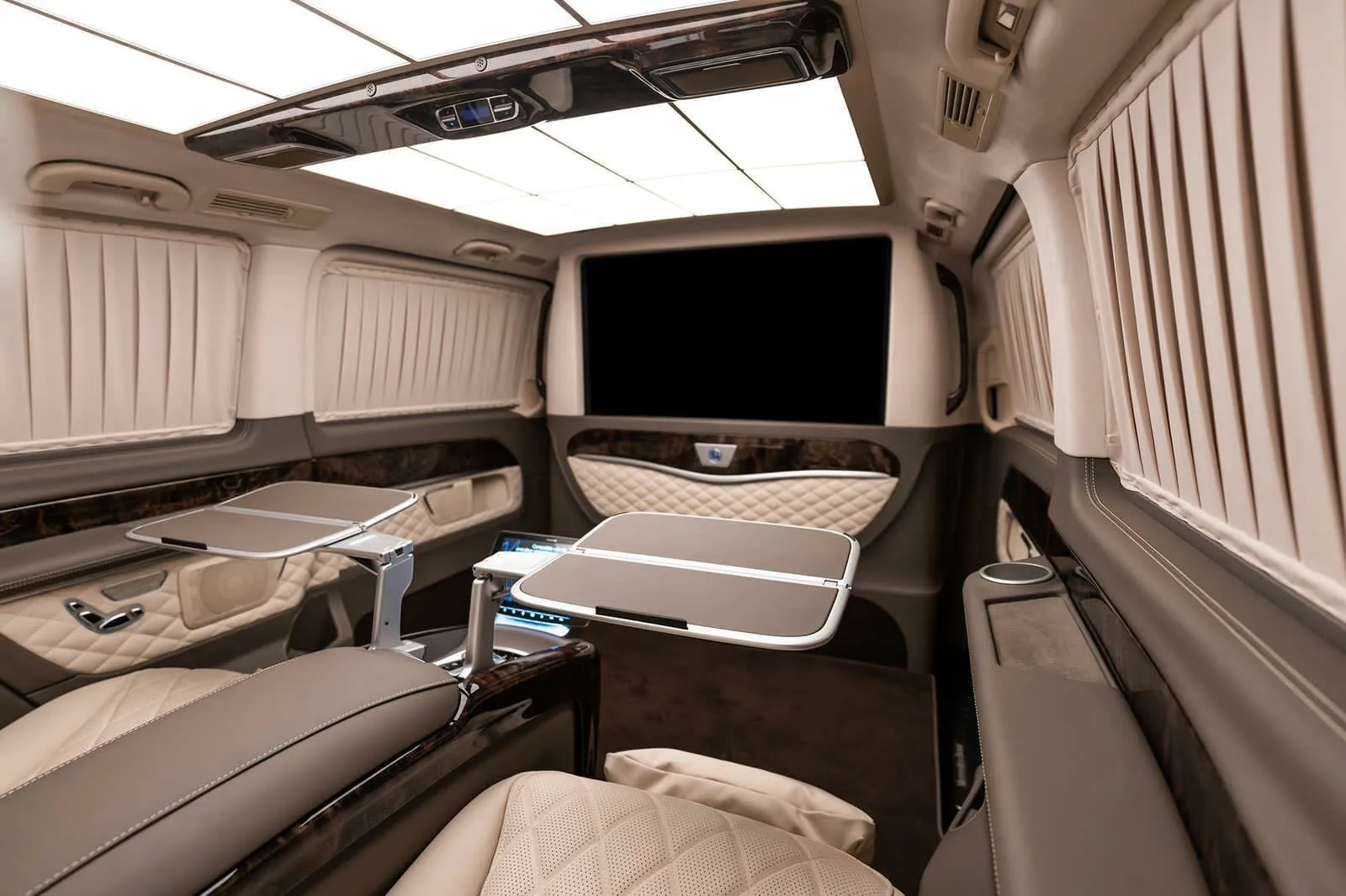 Mercedes-Benz V-Класс 300, Iii (W447) Рестайлинг 2022 фото 4