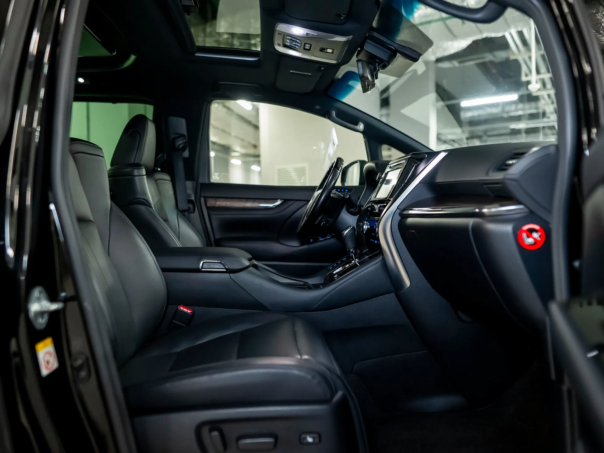 Toyota Alphard, Iii Рестайлинг 2019 фото 6