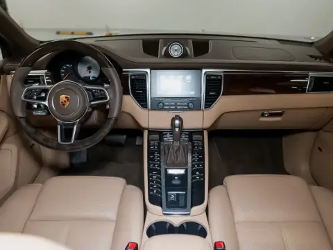 Porsche Macan S Diesel, I 2017 — миниатюра 2