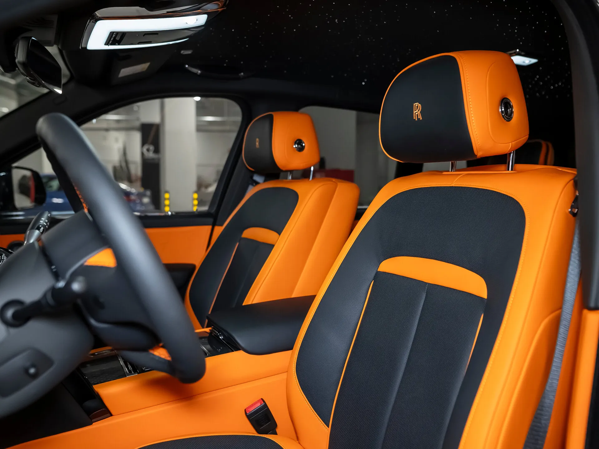 Rolls-Royce Cullinan Black Badge, I Рестайлинг 2025 фото 3