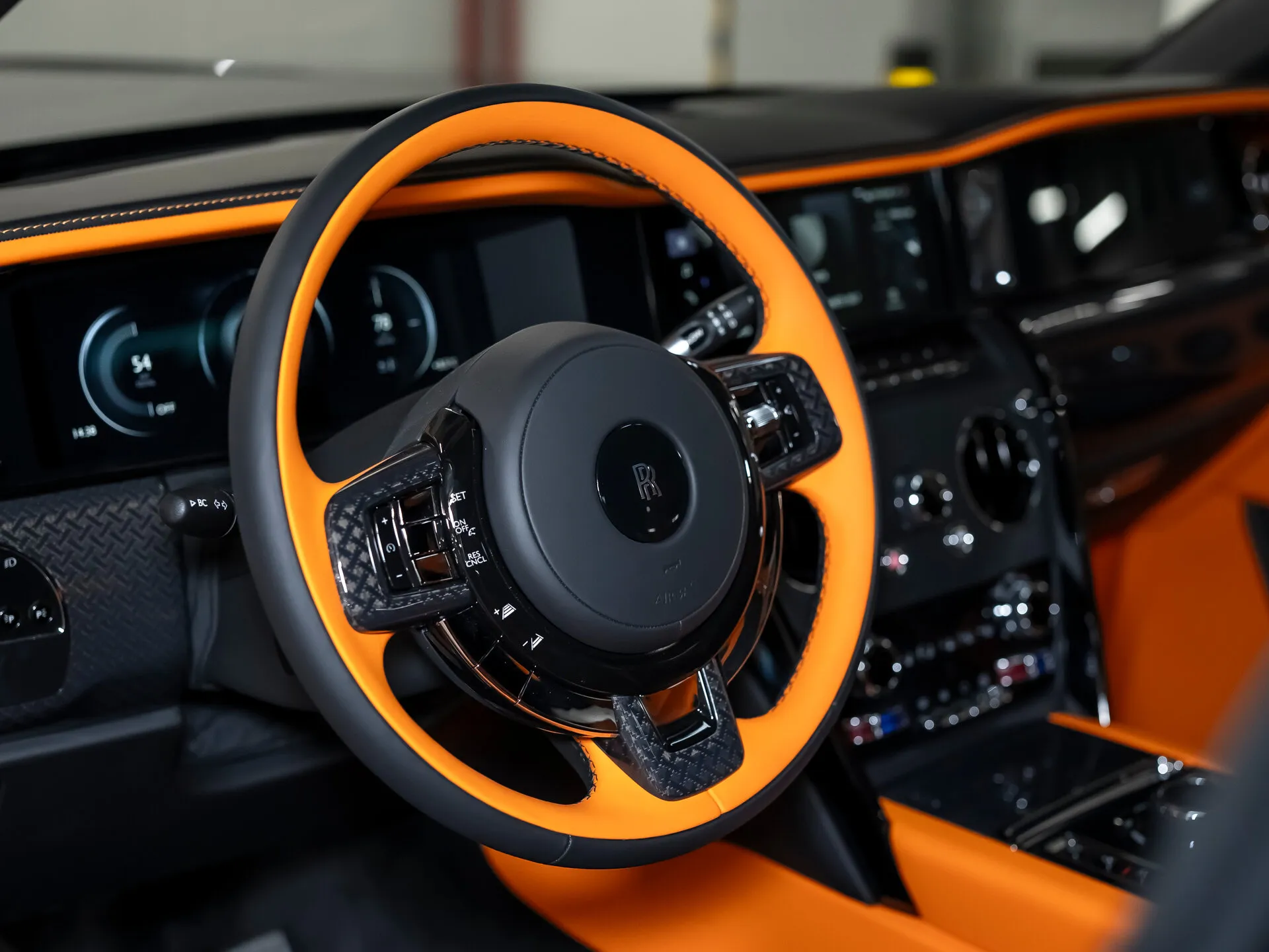 Rolls-Royce Cullinan Black Badge, I Рестайлинг 2025 фото 4