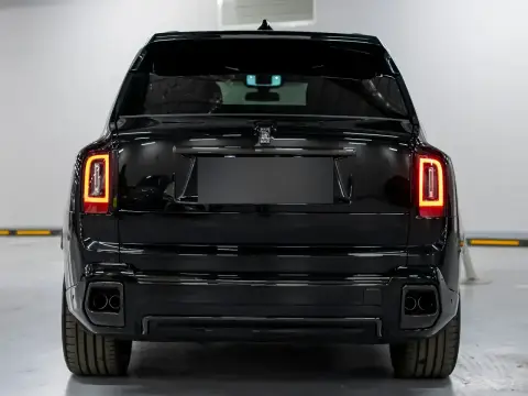 Rolls-Royce Cullinan Black Badge, I Рестайлинг 2025 — миниатюра 8