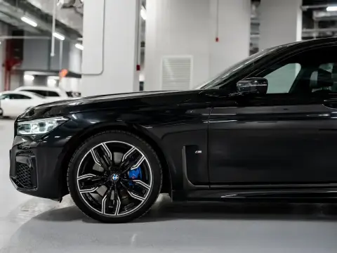 BMW 7 Серии, Vi (G11/G12) Рестайлинг 2020 — миниатюра 5