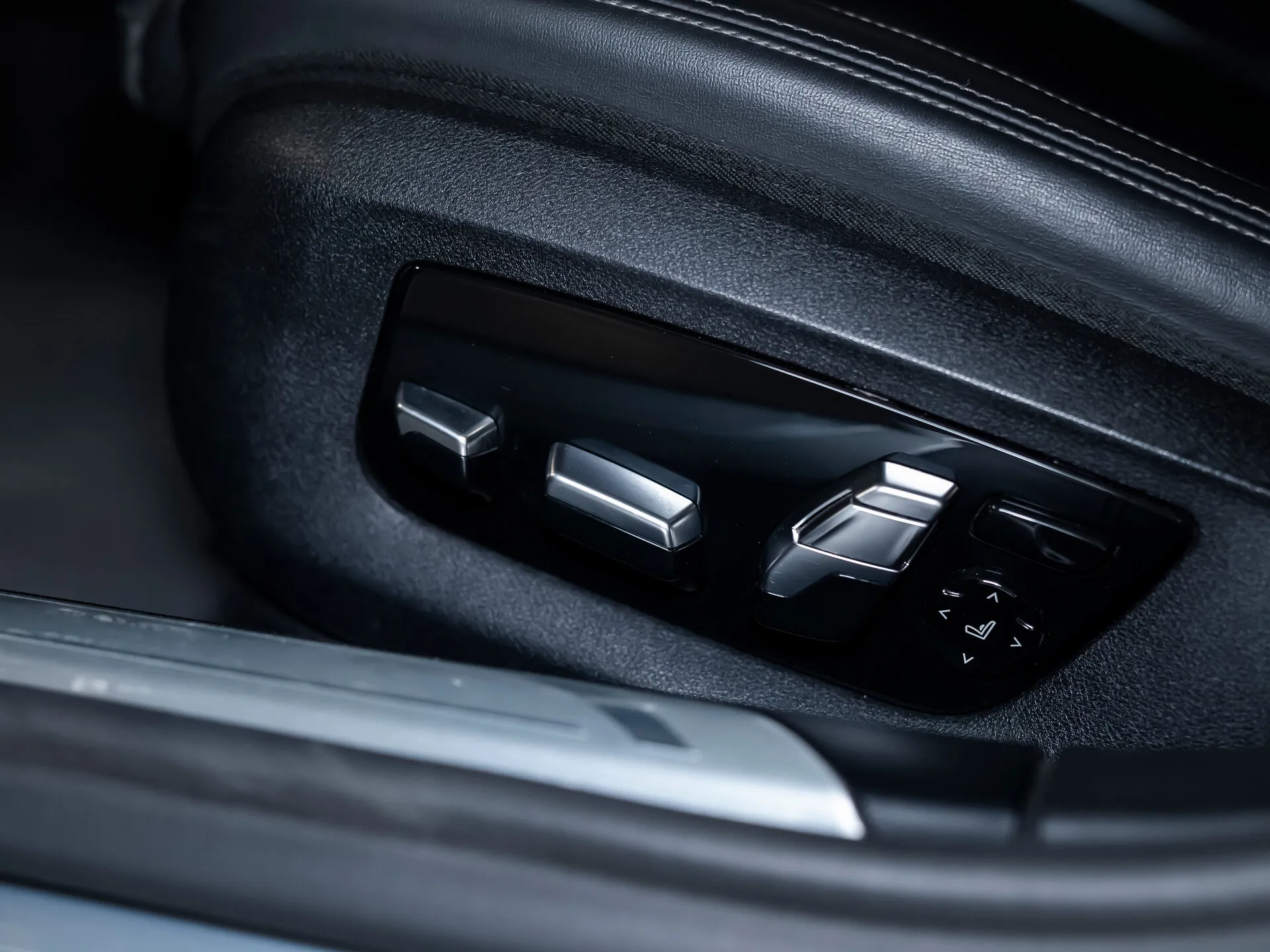 BMW 7 Серии, Vi (G11/G12) Рестайлинг 2020 фото 6