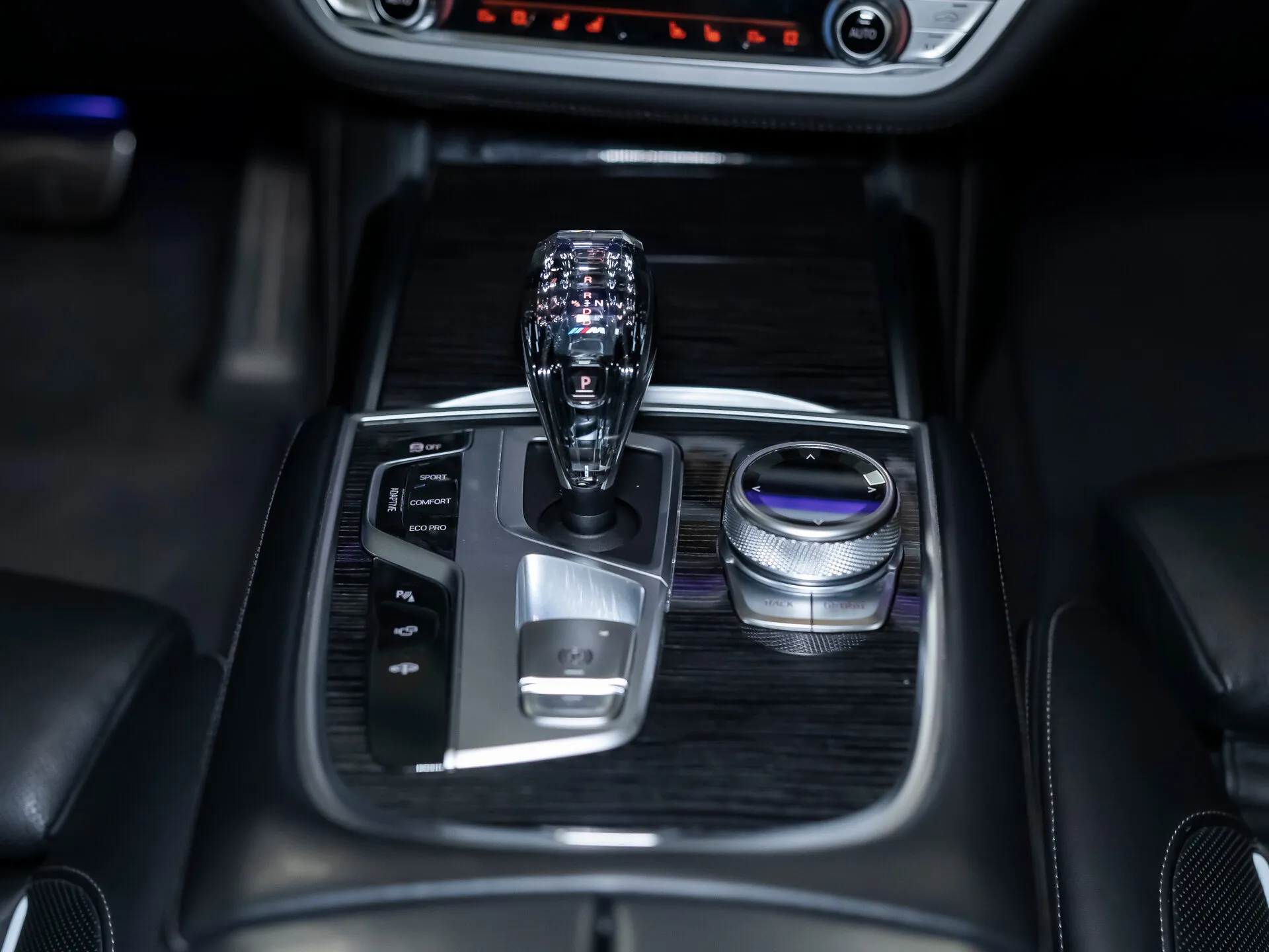 BMW 7 Серии, Vi (G11/G12) Рестайлинг 2020 фото 8
