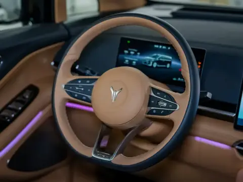 Voyah Dream, I Рестайлинг 2024 — миниатюра 6
