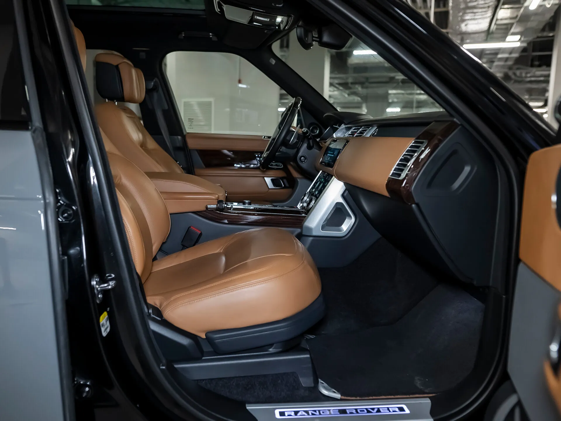 Land Rover Range Rover, Iv Рестайлинг 2019 фото 4