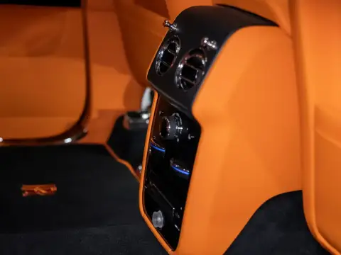 Rolls-Royce Cullinan, I 2023 — миниатюра 4