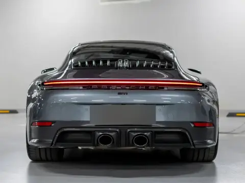 Porsche 911 Carrera 4 Gts, Viii (992) Рестайлинг 2025 — миниатюра 2