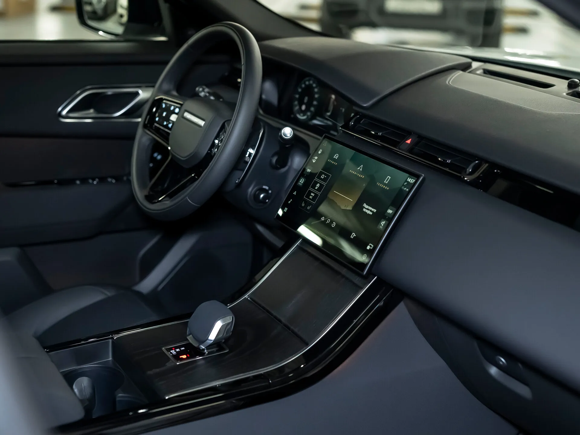 Land Rover Range Rover Velar, I Рестайлинг 2025 фото 6