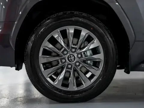 Toyota Land Cruiser, 300 Series 2024 — миниатюра 6
