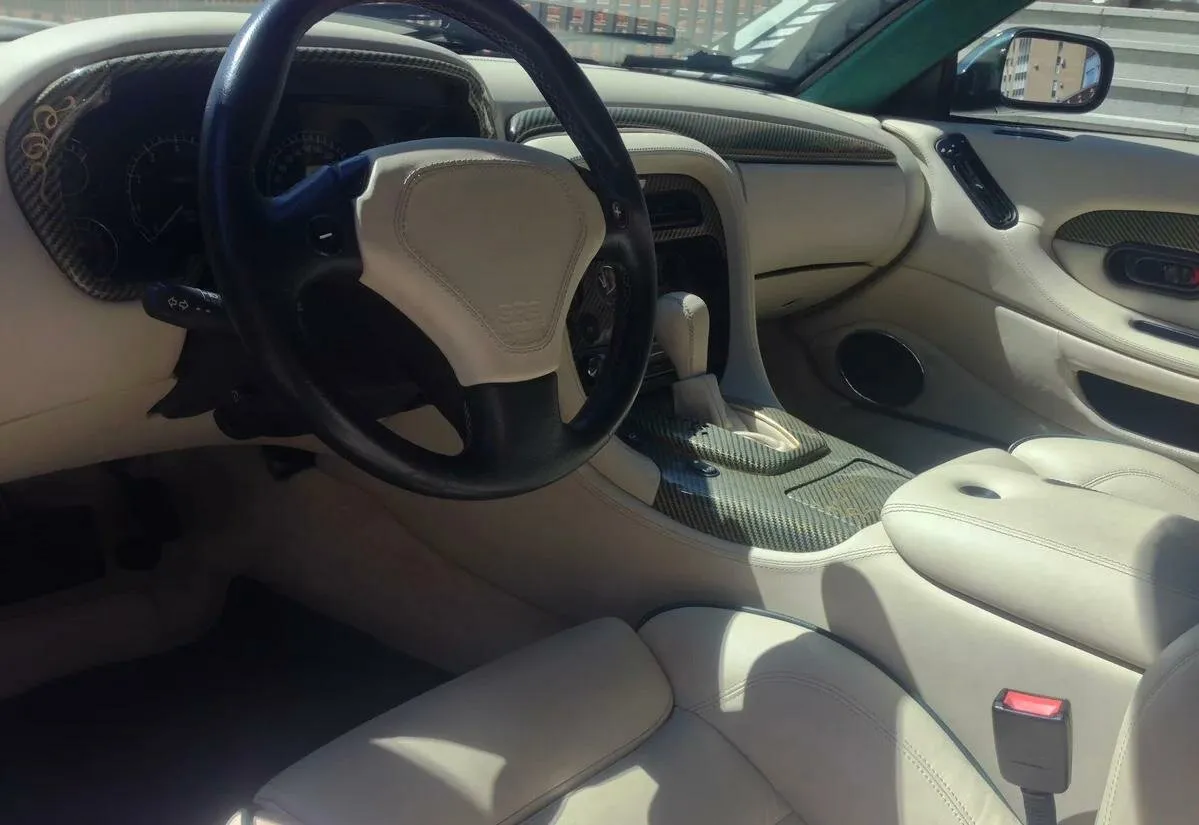 Aston Martin DB7 Vantage, I Рестайлинг 2001 фото 8
