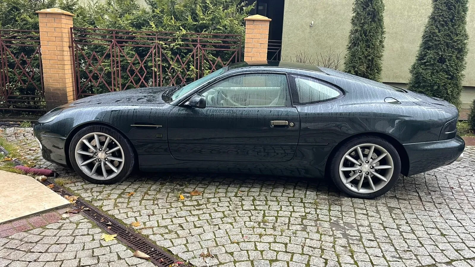 Aston Martin DB7 Vantage, I Рестайлинг 2001 фото 10