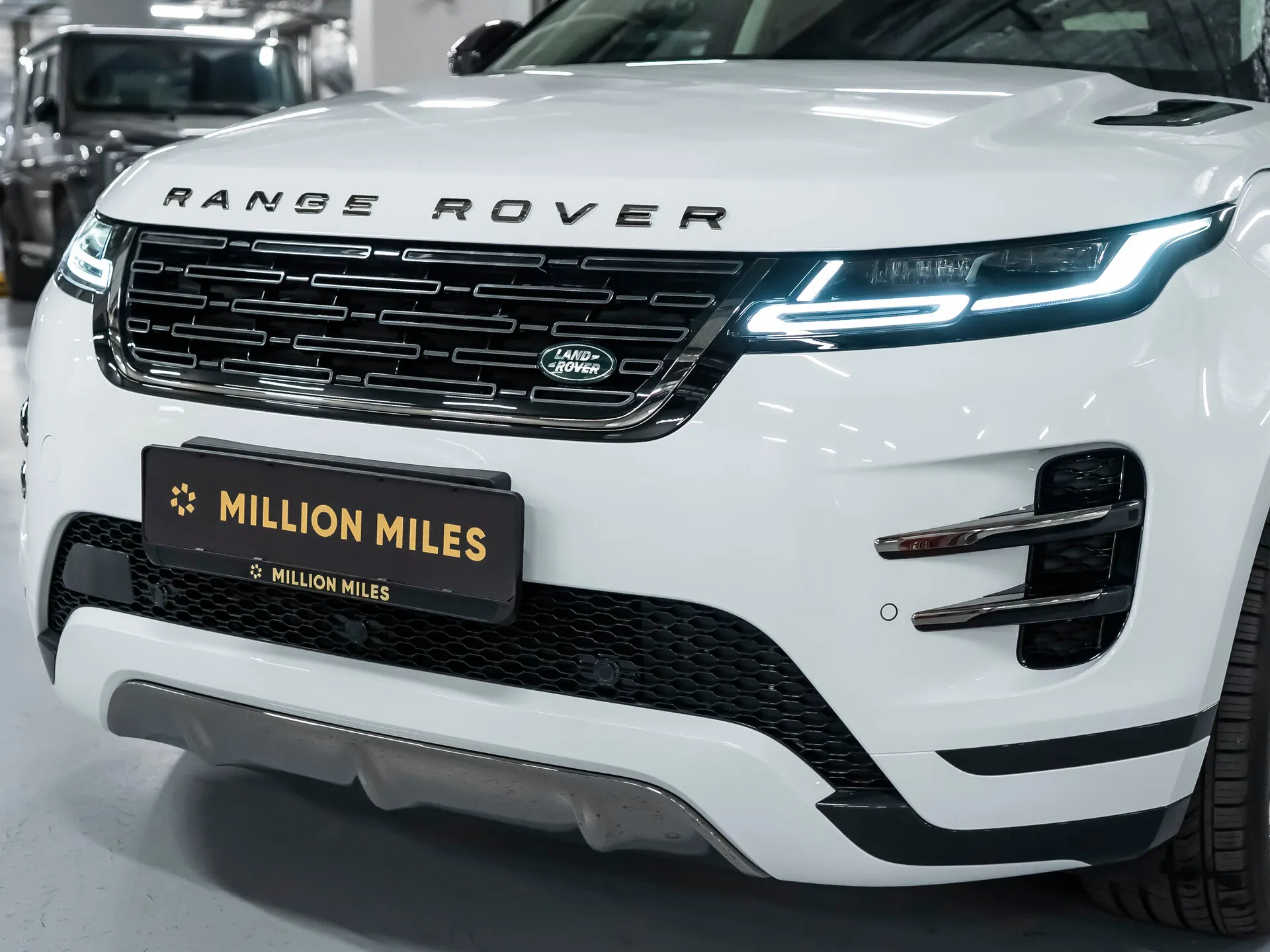 Land Rover Range Rover Evoque Long, Ii Рестайлинг 2024 фото 2