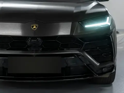 Lamborghini Urus, I 2020 — миниатюра 6
