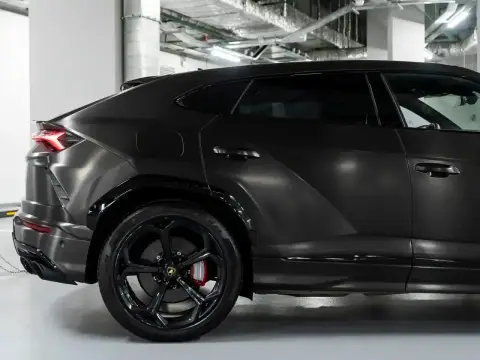 Lamborghini Urus, I 2020 — миниатюра 9