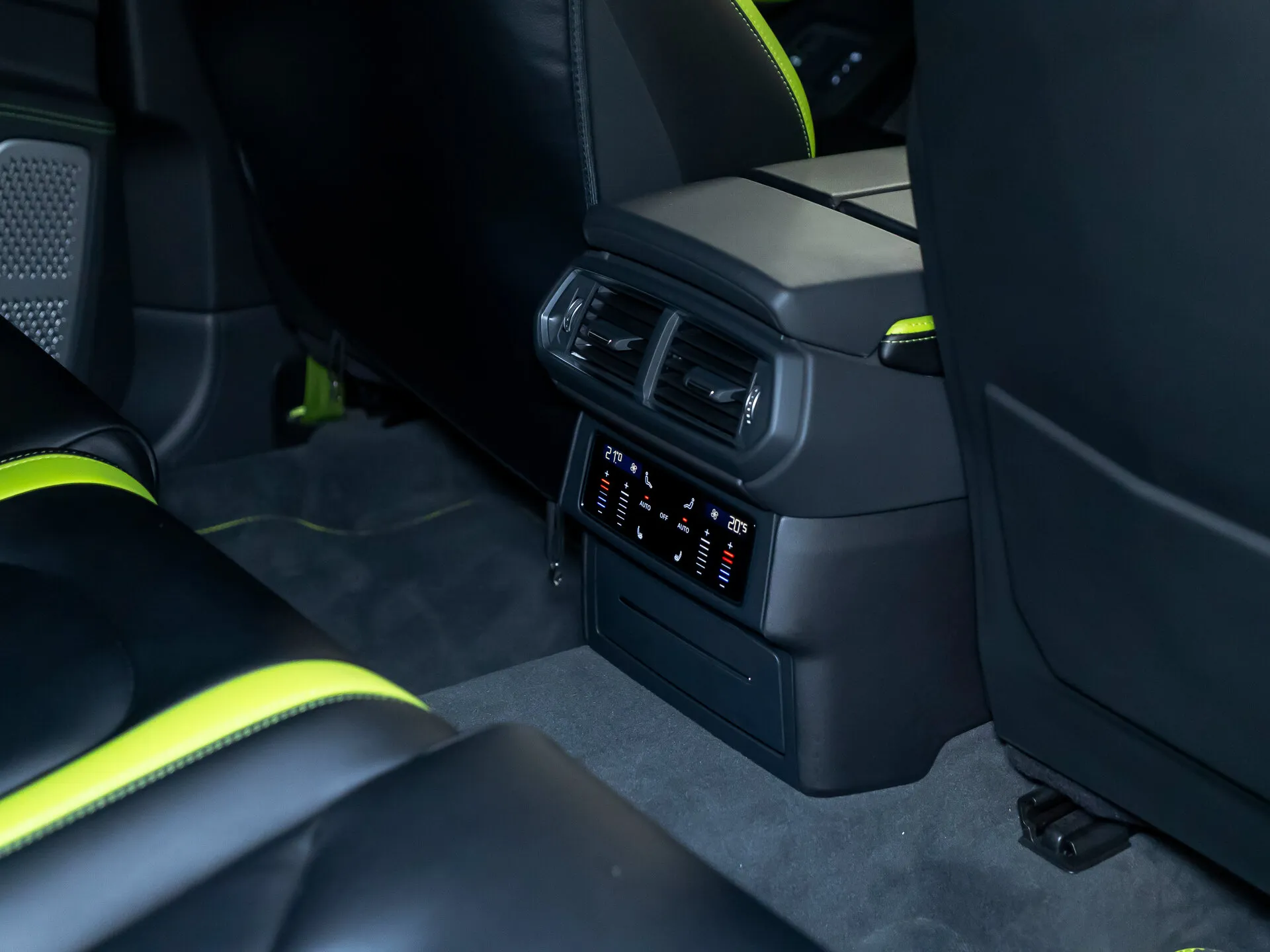 Lamborghini Urus, I 2019 фото 8