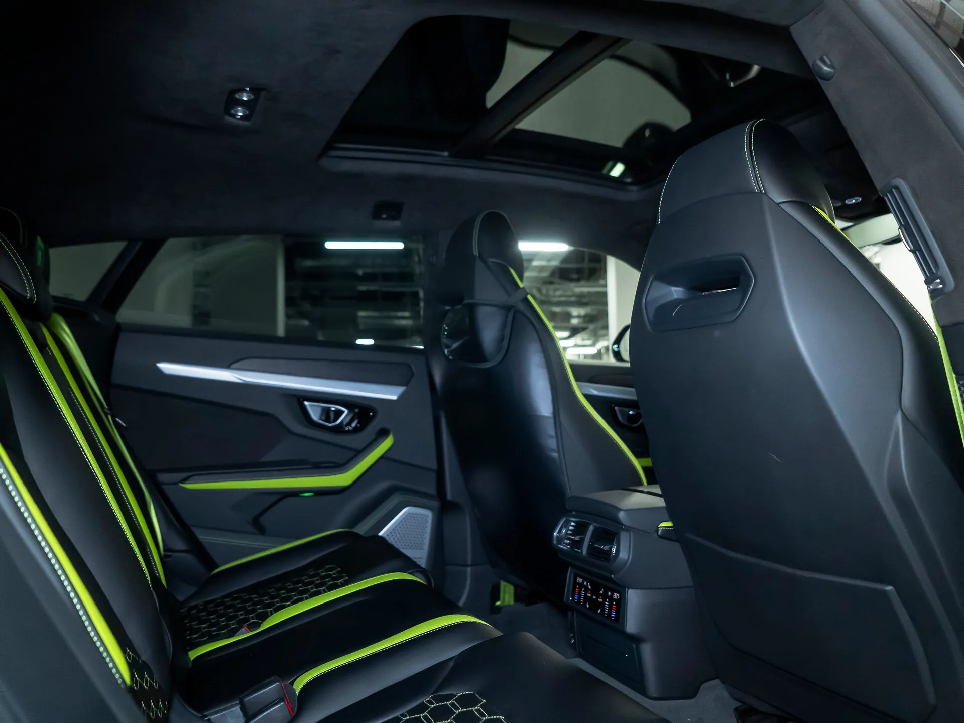 Lamborghini Urus, I 2019 фото 9