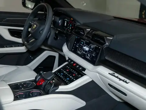 Lamborghini Urus, I Рестайлинг 2025 — миниатюра 8