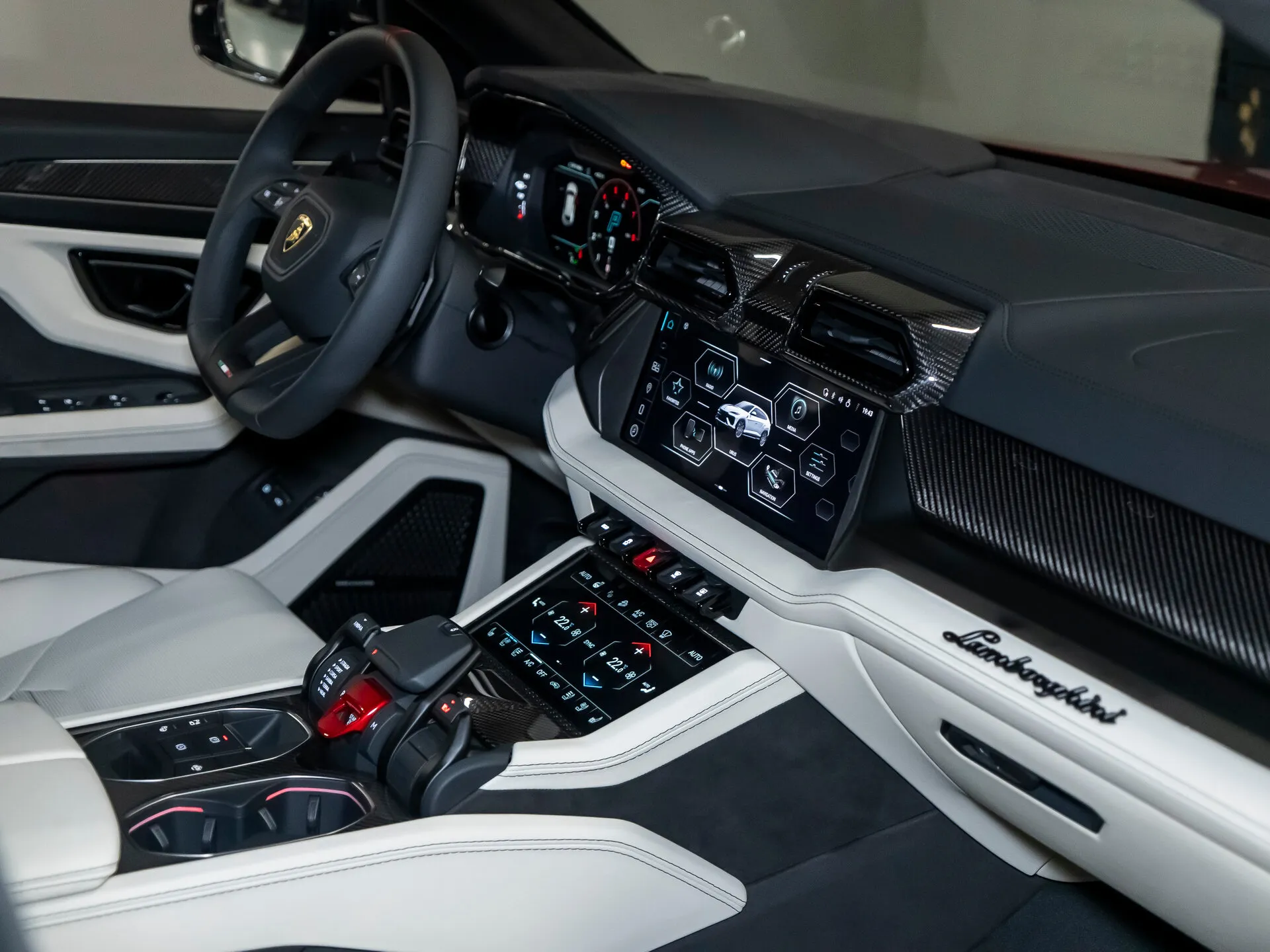Lamborghini Urus, I Рестайлинг 2025 фото 8