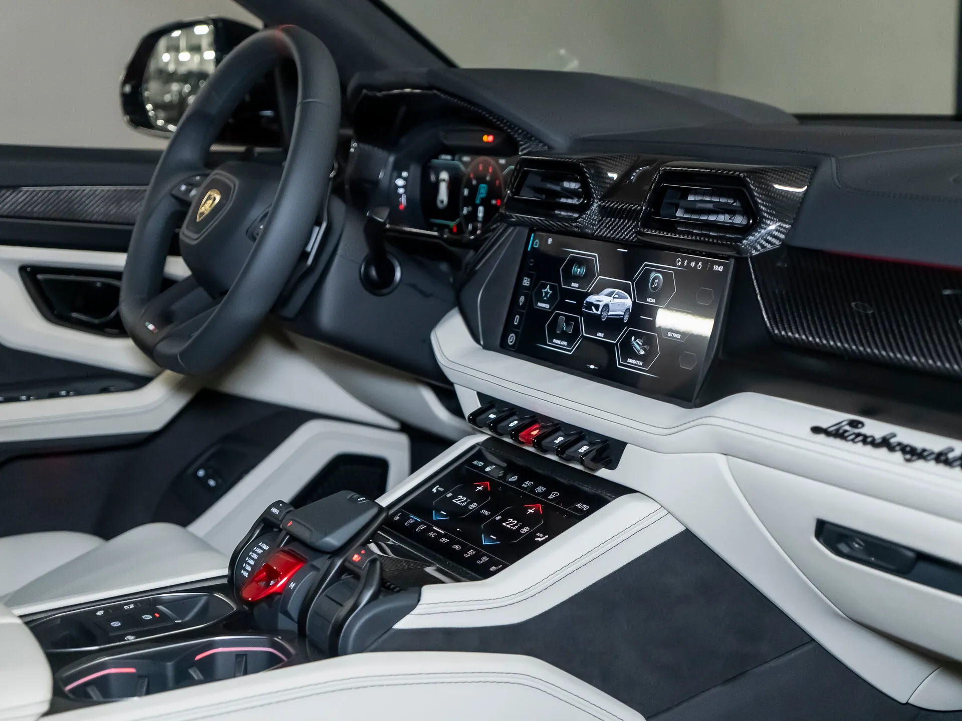 Lamborghini Urus, I Рестайлинг 2025 фото 9