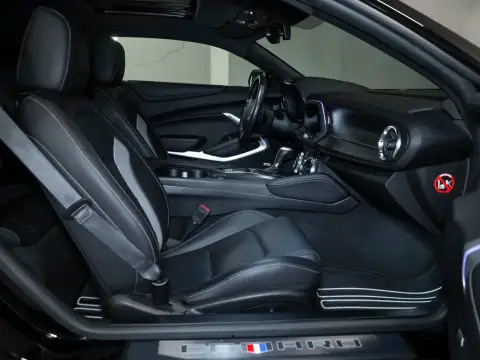 Chevrolet Camaro, Vi Рестайлинг 2019 — миниатюра 1